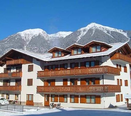 Maffei Hotel Pinzolo Bagian luar foto