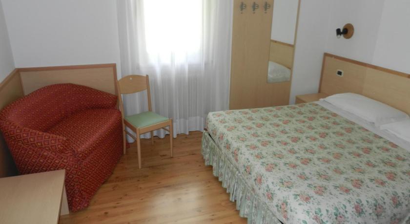 Maffei Hotel Pinzolo Ruang foto
