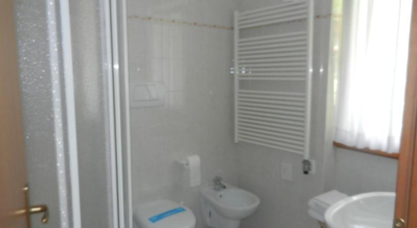 Maffei Hotel Pinzolo Ruang foto
