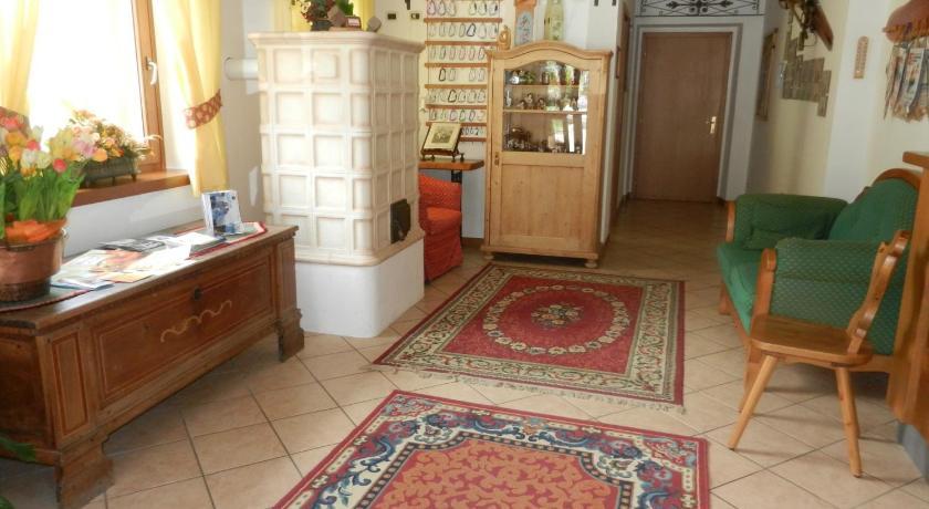 Maffei Hotel Pinzolo Bagian luar foto